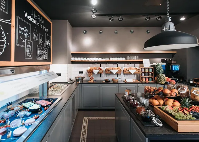 Coffee Fellows 3* 特里尔